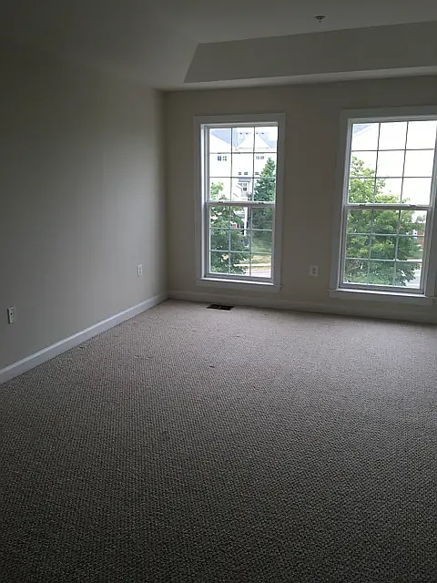 3 bed, 2.5 bath, 1634 sqft, $2,650 — Photo 4
