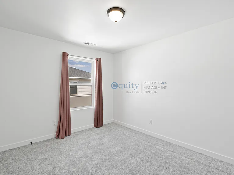 10539 S Liv Way — Photo 19