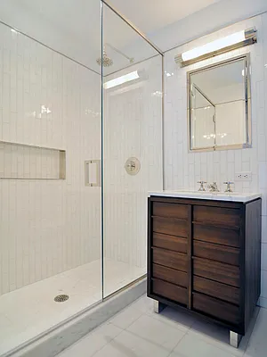 Sold by Sotheby's International Realty | media 29