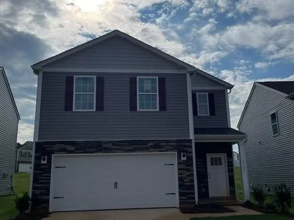 12137 Barred Owl Ct, Charlotte, NC 28215