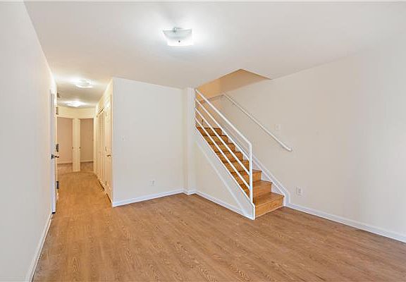 3rd image of 3223 Riverdale Ave APT 1
