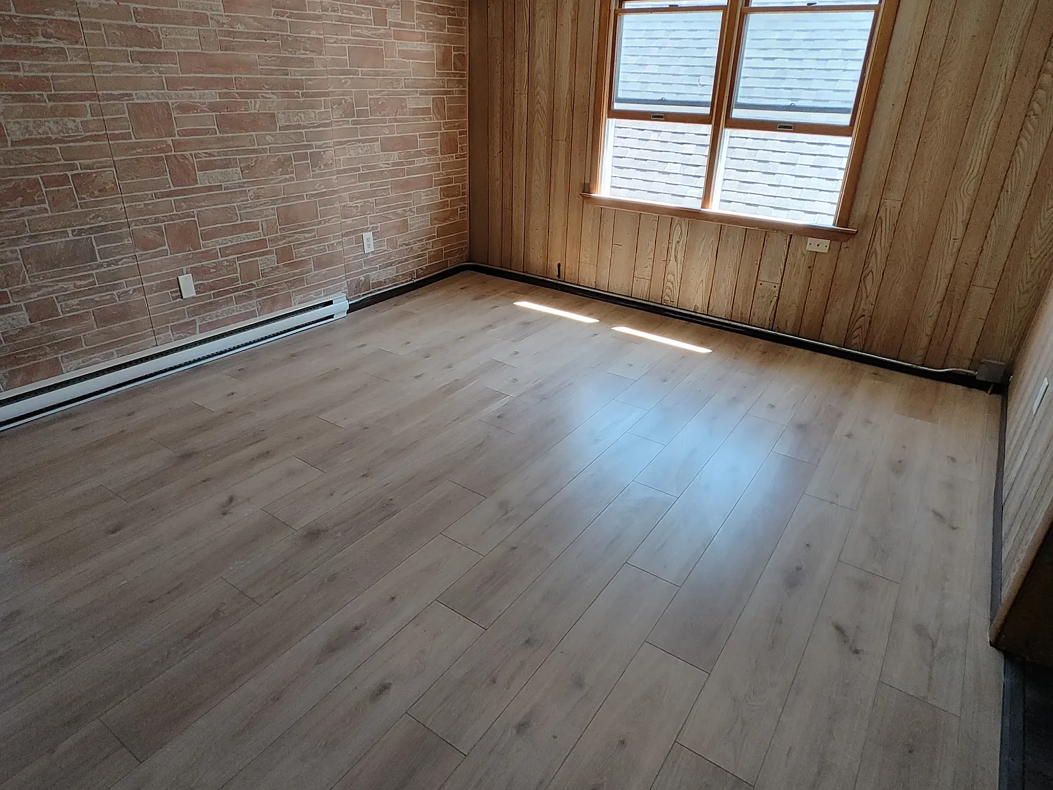 2 bed, 750 sqft, $895 — Photo 2