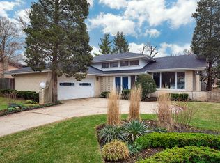 2811 Cherry Ln, Northbrook, IL