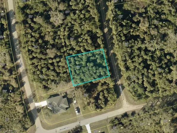 130 Dexter Ave S, Lehigh Acres, FL 33974