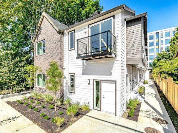 4130 NE Garfield Ave #103