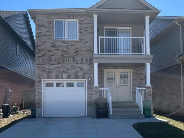 936 Banffshire Ct, Kitchener, ON N2R 1W8