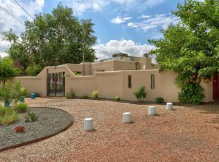 2616 Mountain Rd NW, Albuquerque, NM 87104