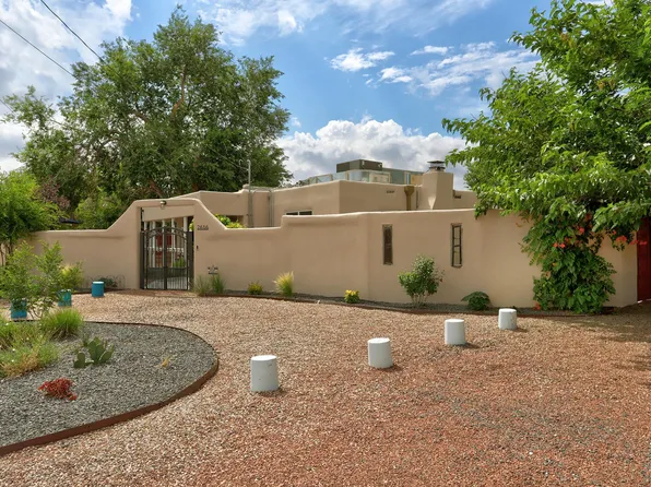 2616 Mountain Rd NW, Albuquerque, NM 87104