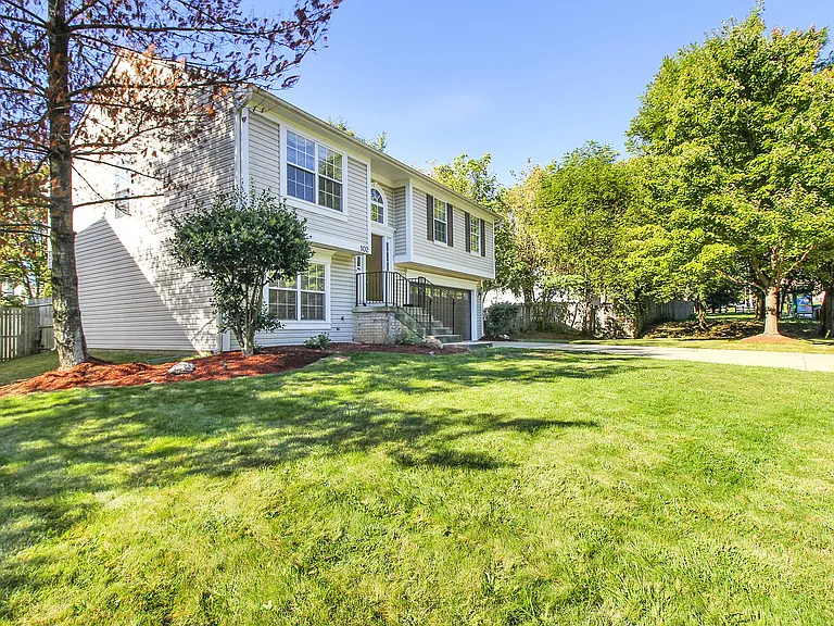 102 W Deer Park Rd — Photo 58
