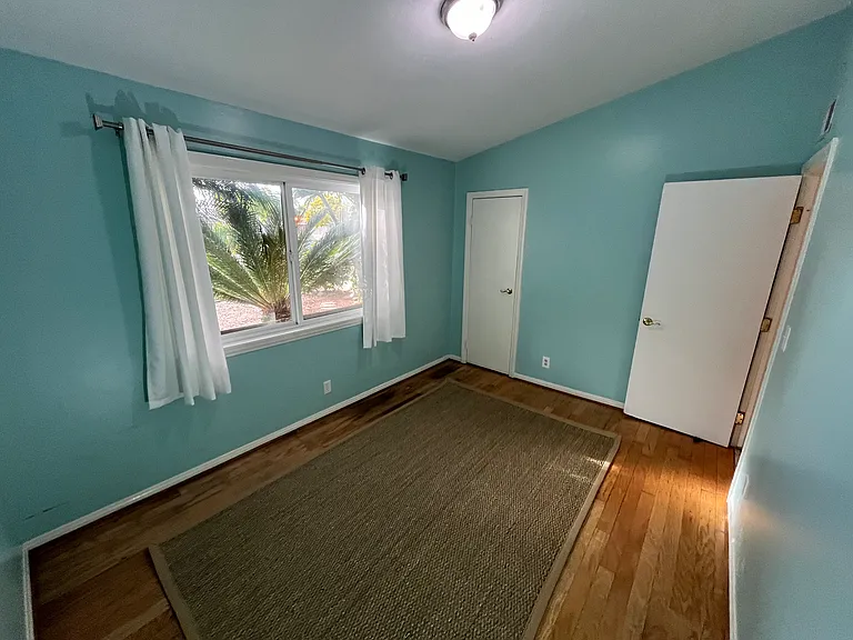 1476 Namouna St — Photo 13