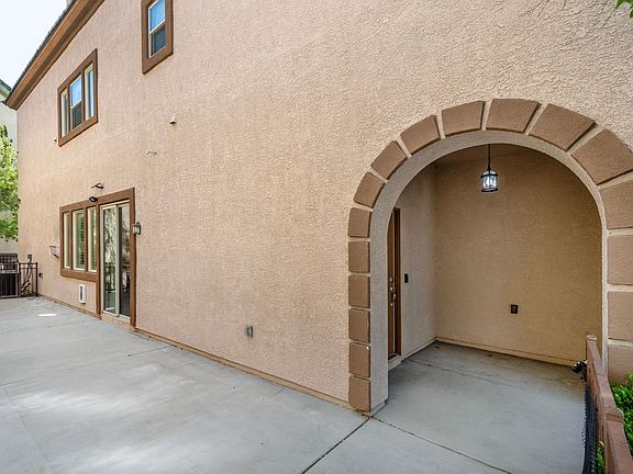 3rd image of 9221 Worsley Park Pl