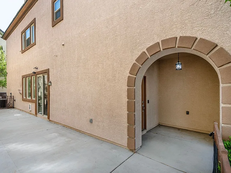 9221 Worsley Park Pl — Photo 3