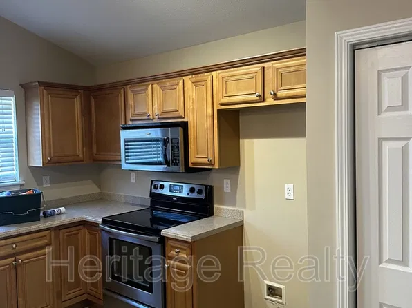 2832 Mossy Oaks Ln, Knoxville, TN 37921