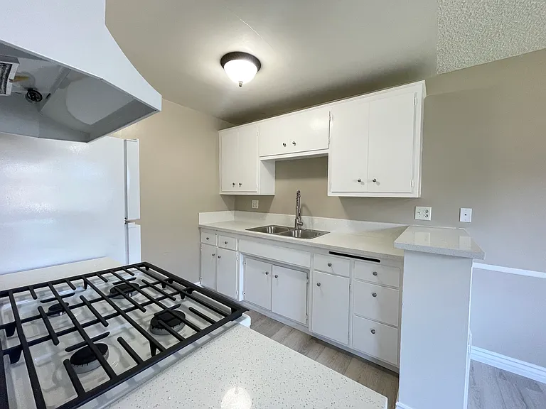 448 Terry Way #D — Photo 7