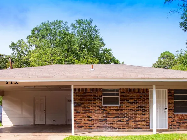 6 Woodcrest Ct, Little Rock, AR 72209