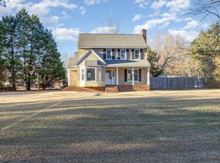 2208 White Oak Cir, Clayton, NC 27520