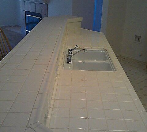 Breakfast bar with stools!