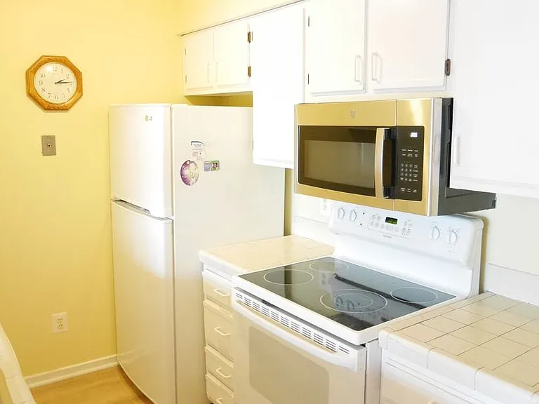 10004 Hellingly Pl #238 — Photo 6