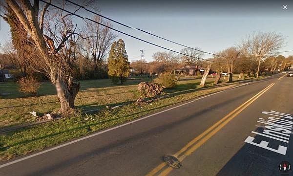2nd image of 123 E Inskip Dr