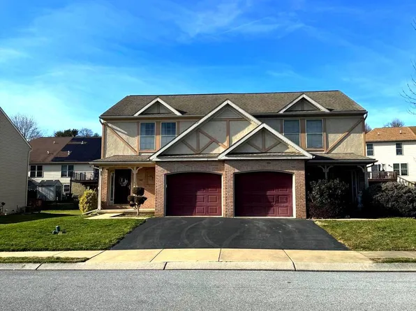 125 Talon Dr, Ephrata, PA 17522