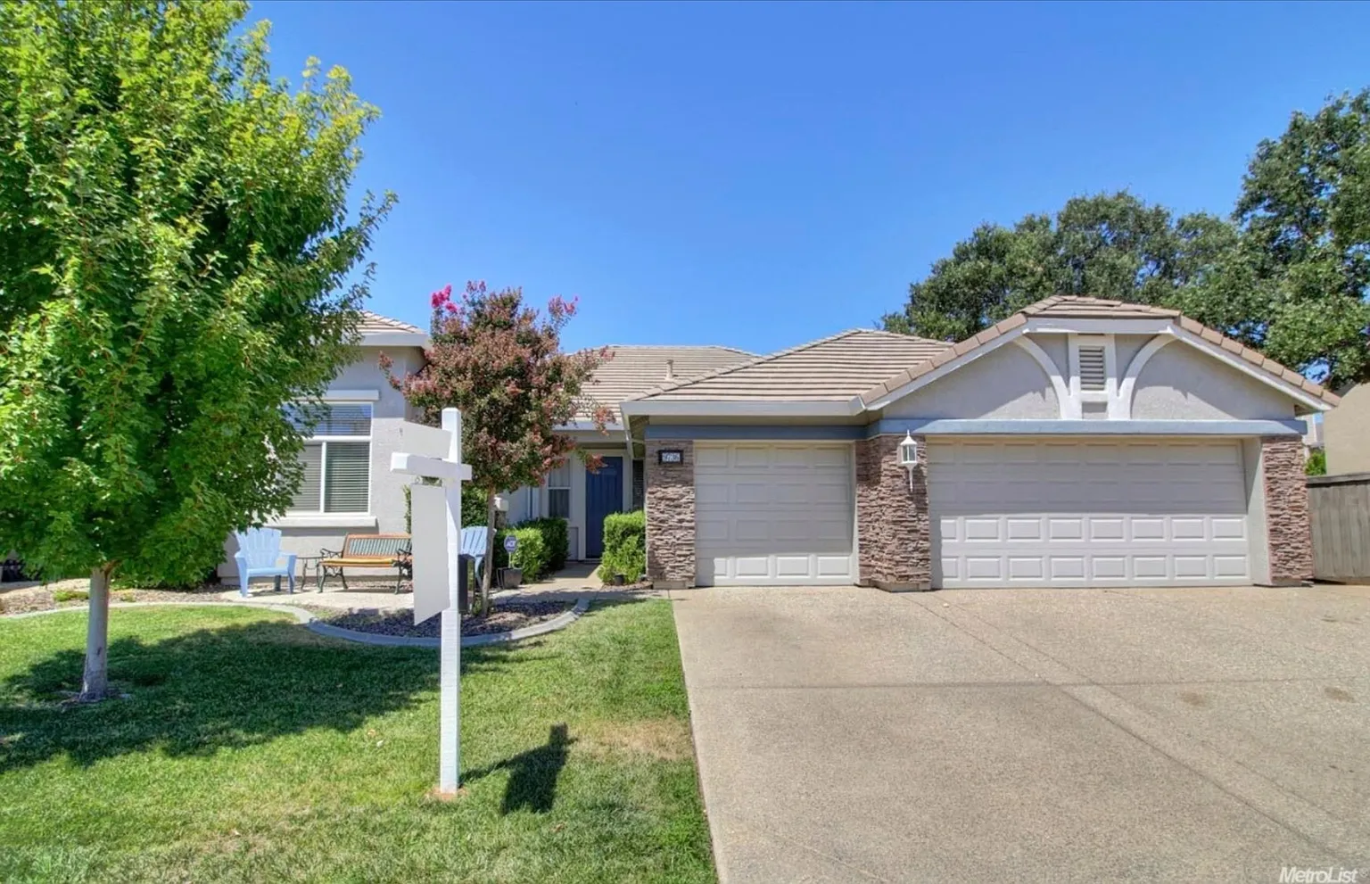 9736 Blansfield Way photo 1