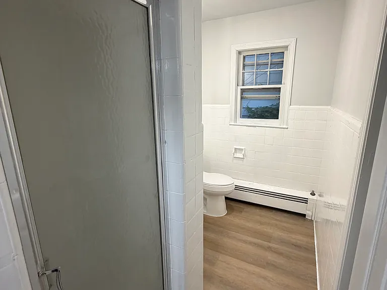 100 Fischer Blvd — Photo 15