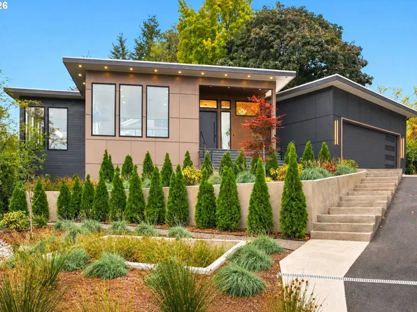 6233 SW Hamilton Way, Portland, OR 97221