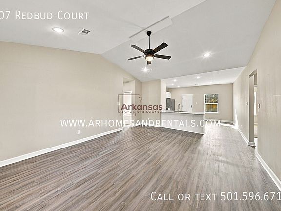 3rd image of 407 Redbud Ct