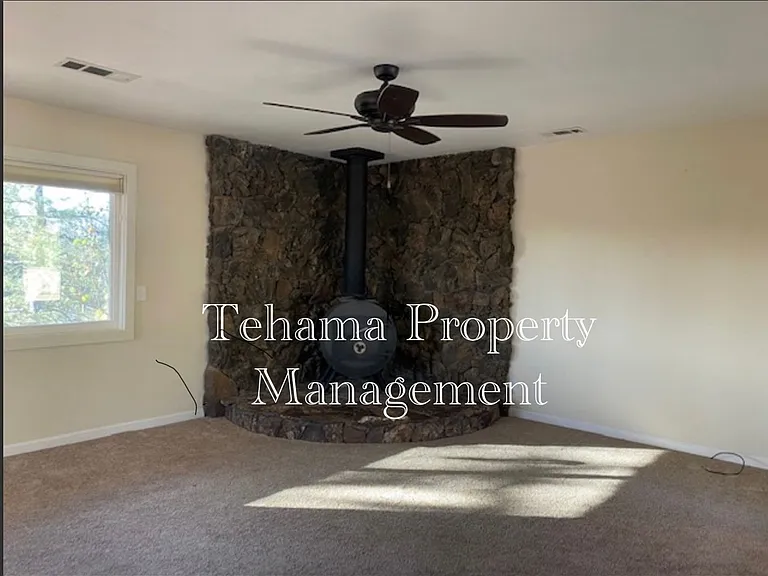 14807 Hilltop Dr — Photo 8