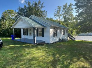 186 Pine Ridge Rd, Harriman, TN 37748