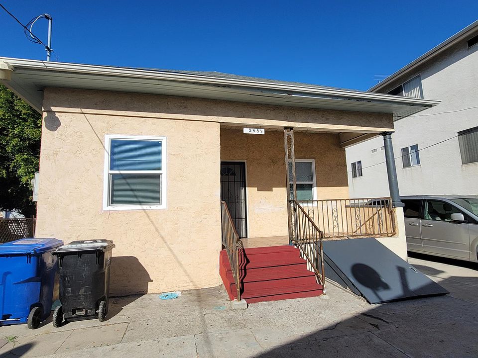 Newly updated stand alone back unit with basement/ cellar