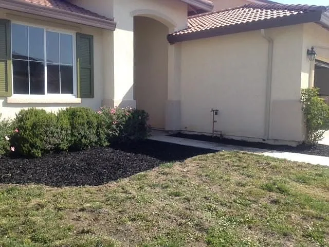 83 Travertine Ct photo 1