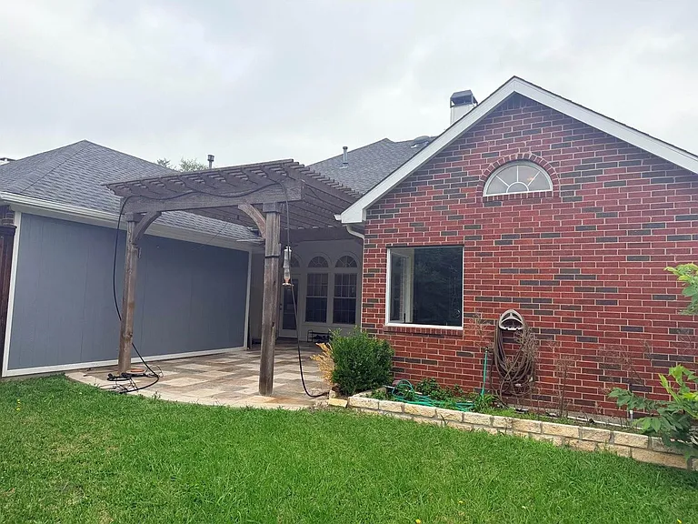 2220 Sky Harbor Dr — Photo 14
