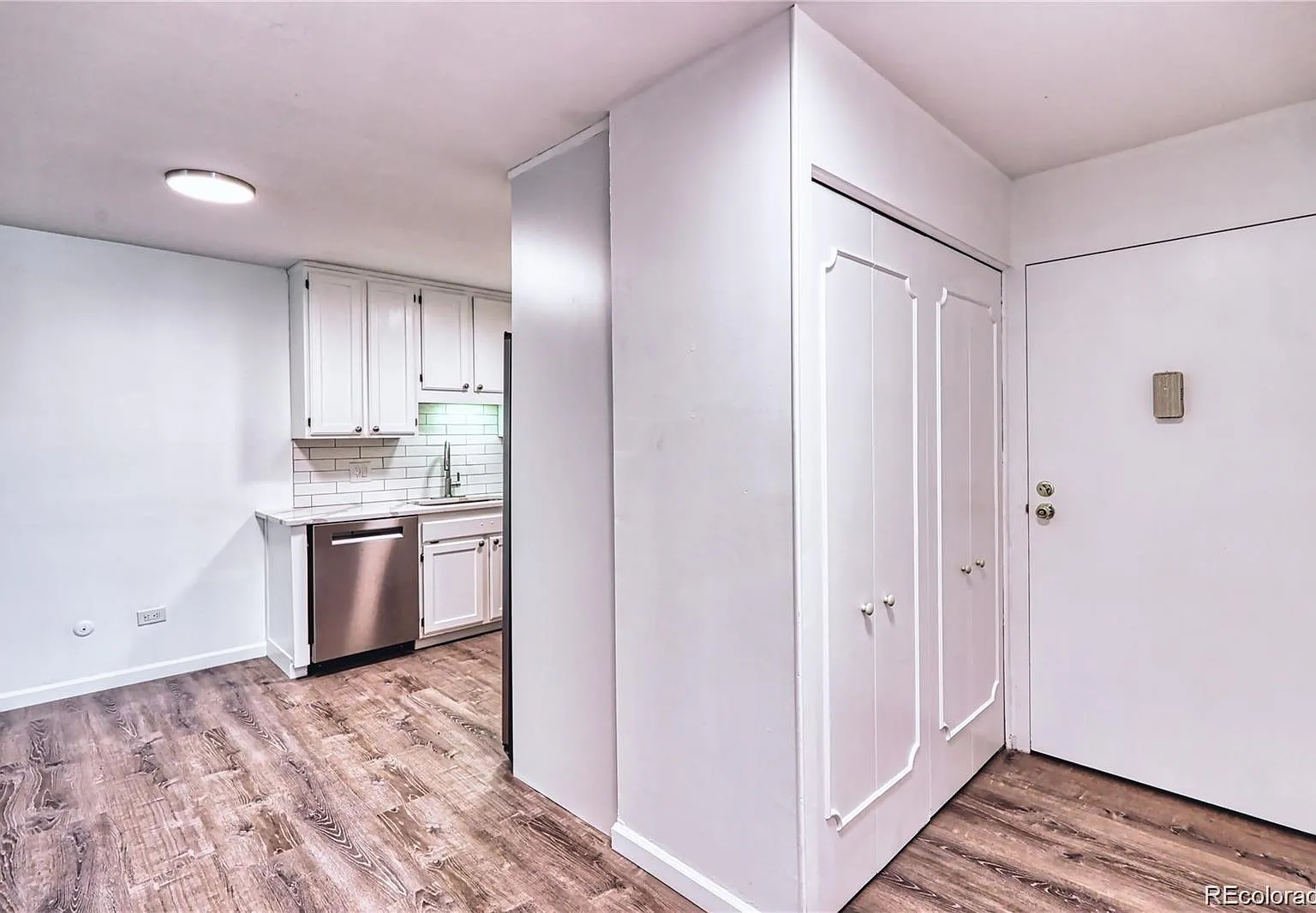 2 bed, 1.0 bath, 945 sqft, $1,500 — Photo 3