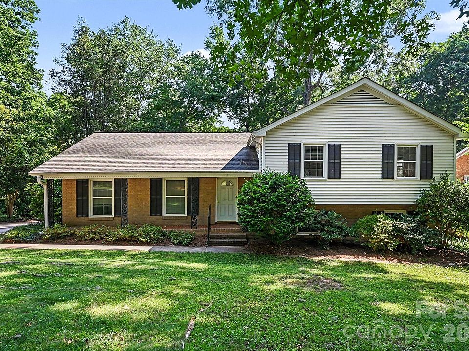 1st image of 6207 Honegger Dr