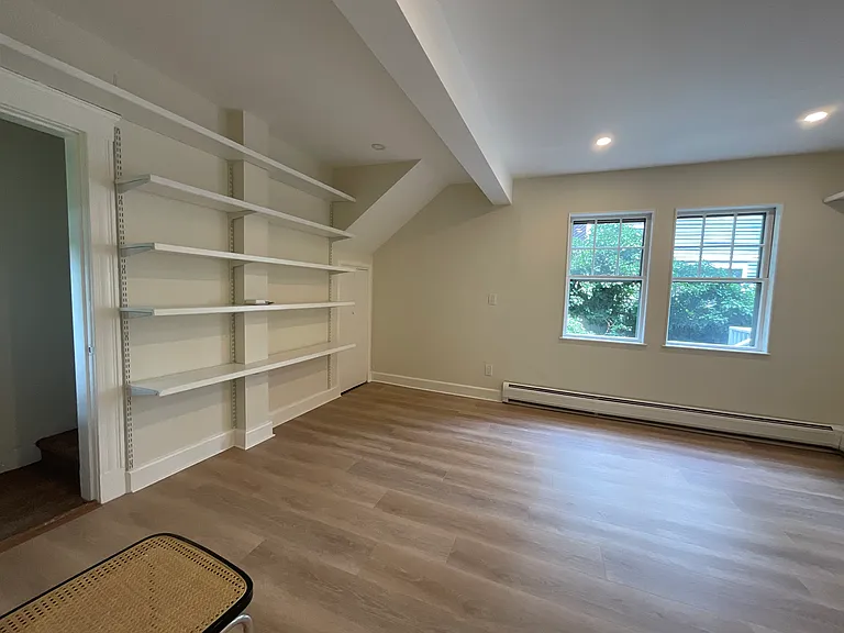 49 Irving St #3 — Photo 17