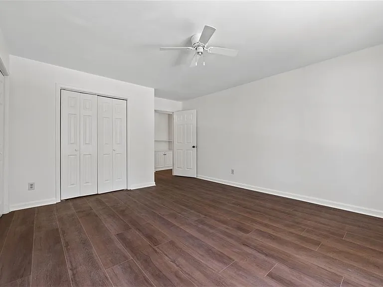 2120 Skyland Cove Ln — Photo 31