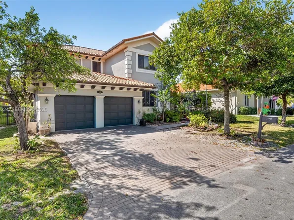 7436 SW 188th Ln, Cutler Bay, FL 33157