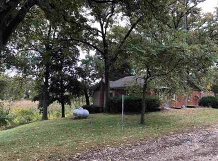 2727 Cottage Rd, La Fayette, IL 61449