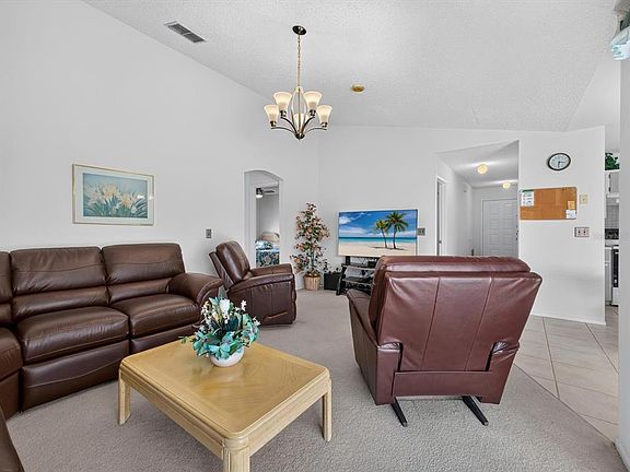 4th image of 1016 LESTER RIDGE COURT