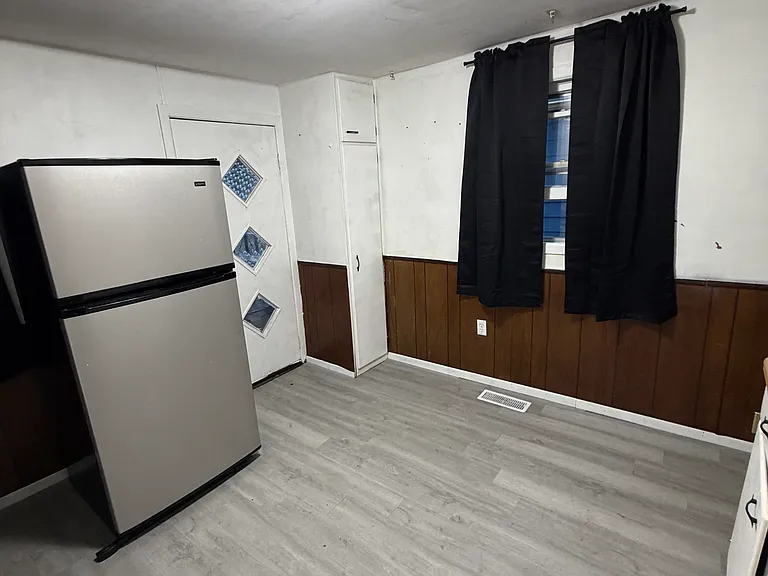 2405 Clara Ave — Photo 4