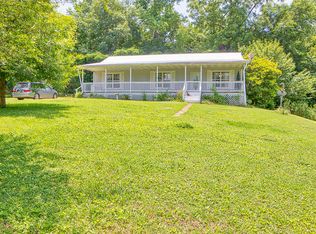 466 Chamber Ln, Trenton, GA 30752