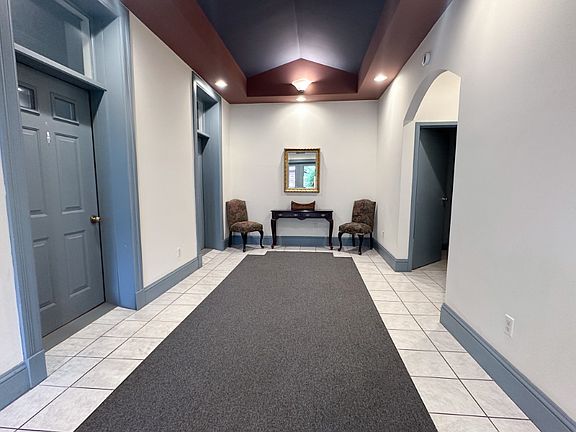 4th image of 2326-8 Upland Pl #2328-2