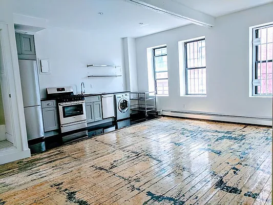 Rented by Citi Habitats | media 35