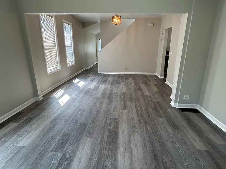 22 N Wabash Ave — Photo 2