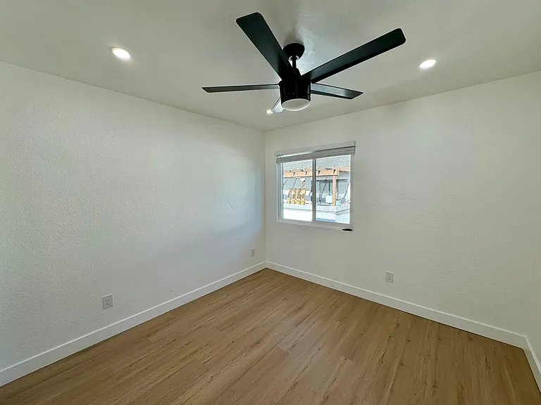 173 Brightwood Ave #D — Photo 15