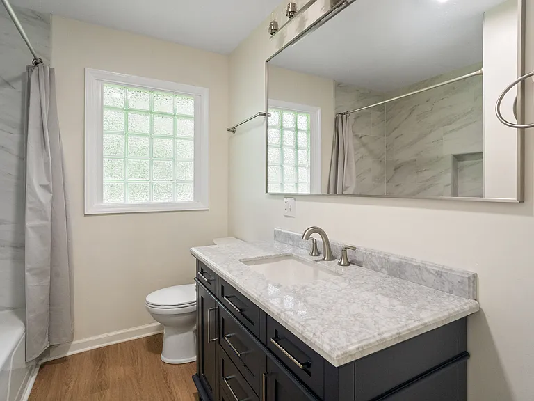 1009 Sylvia Cir — Photo 7