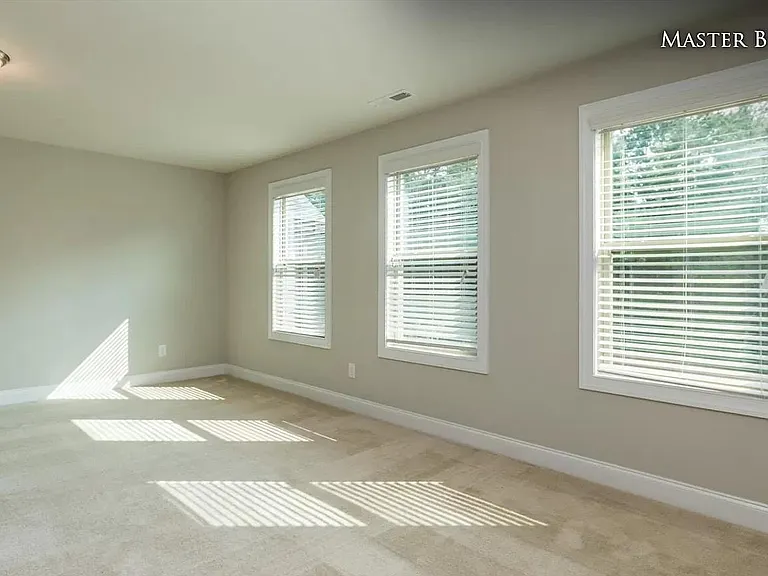 1007 Rexburg Dr — Photo 14