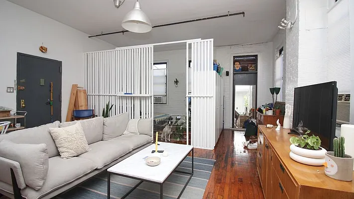 Rented by Nooklyn NYC LLC | media 20