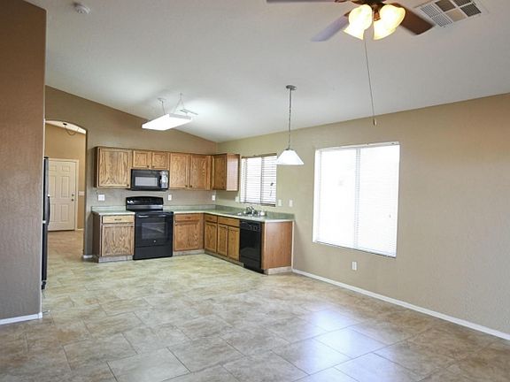 3rd image of 13841 N 149th Ln